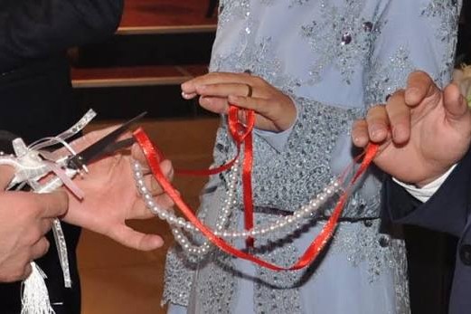 Xocalıda 16 yaşlı qızını 30 yaşlı bacısı oğluna nişanlayan ata cərimələndi